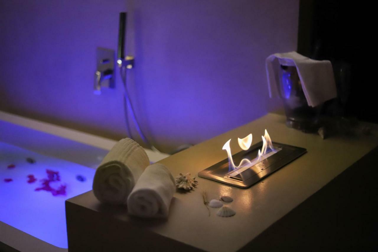 Suite 52 โมโนโปลี ภายนอก รูปภาพ